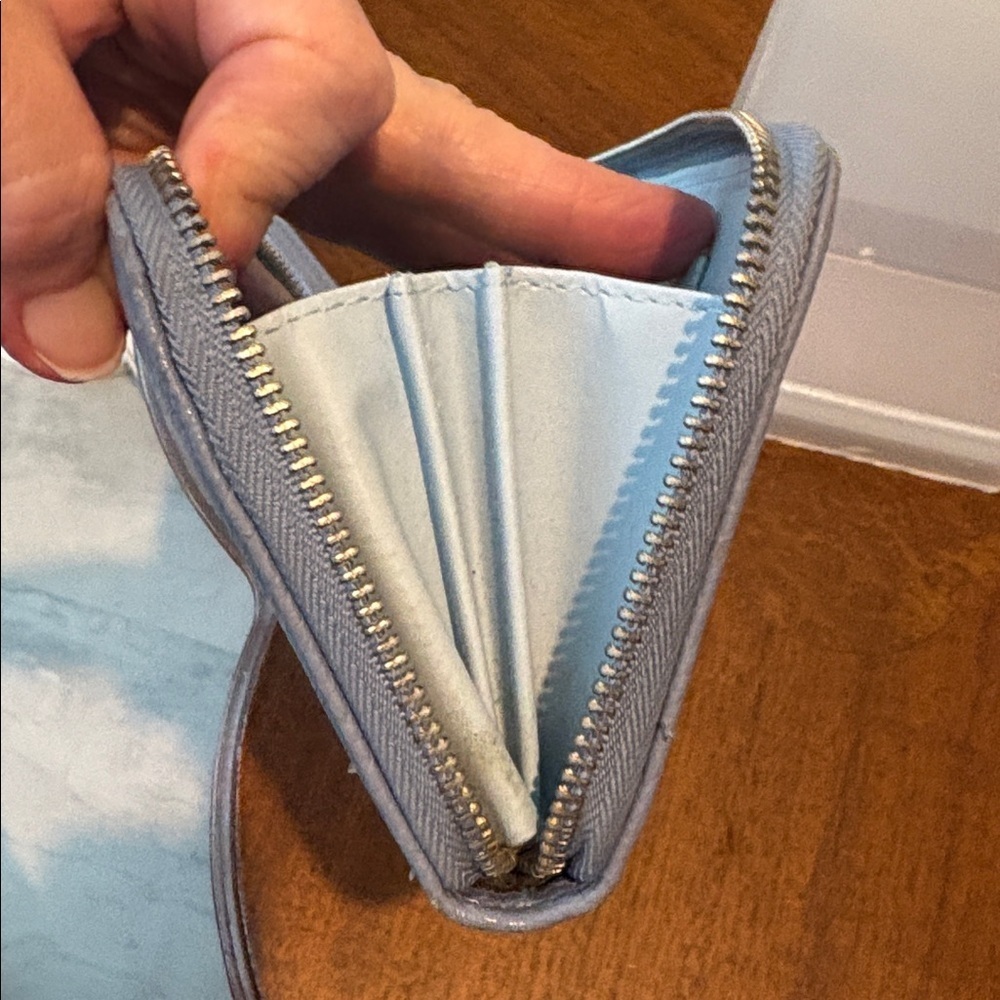 Adrienne Vittadini Periwinkle Zip Wallet  pebbled leather / vegan trim& interior - Picture 9 of 13
